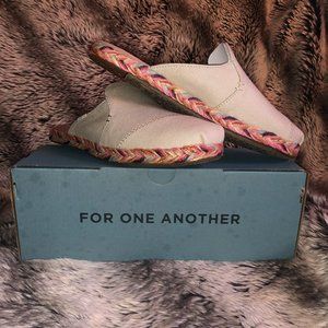 Toms Women's Nova Slip-On Natural Shimmer Canvas